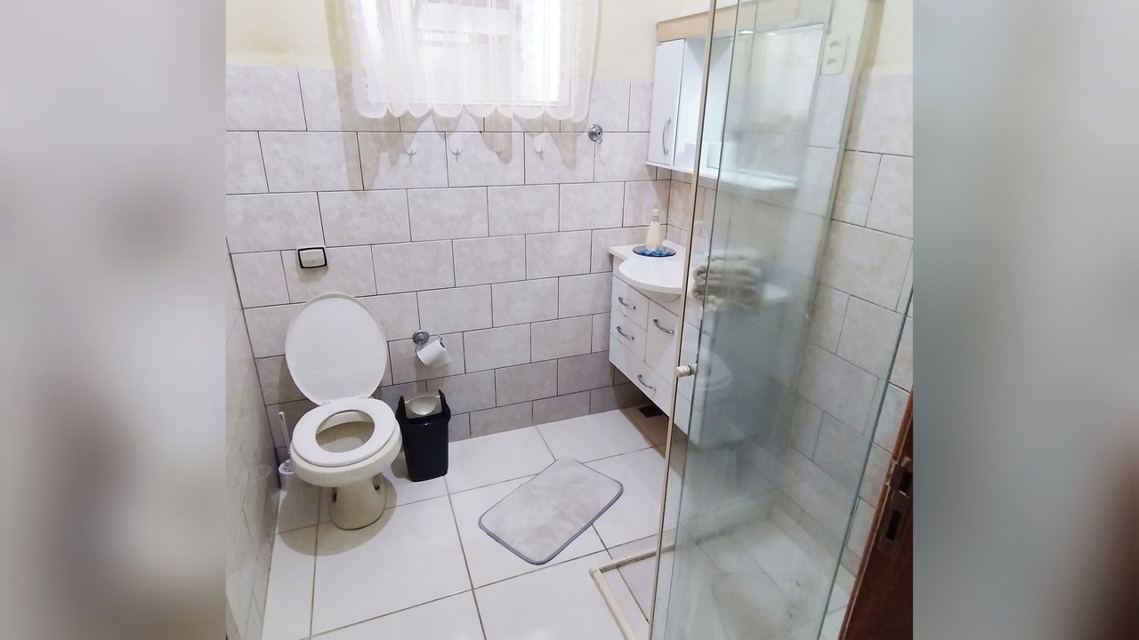 Photo of Bathroom in Resende