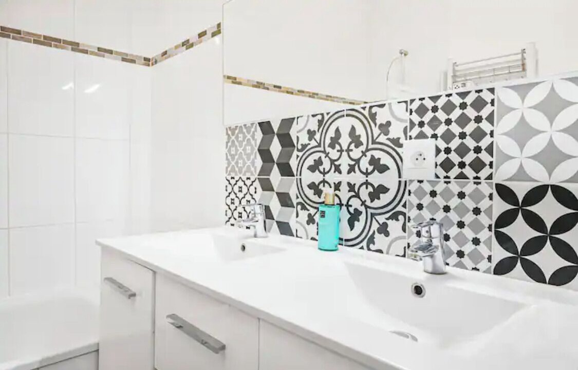 Photo of Bathroom in Sceaux
