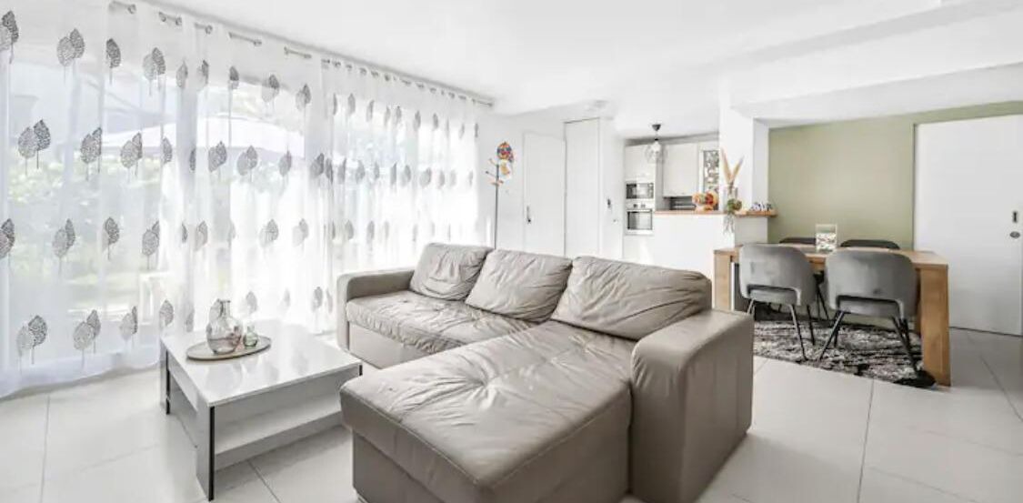 Photo of Livingroom in Sceaux
