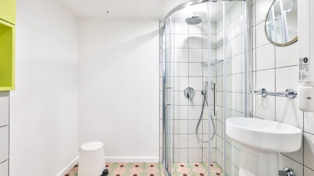 Photo of Bathroom in Quartier de Rochechouart