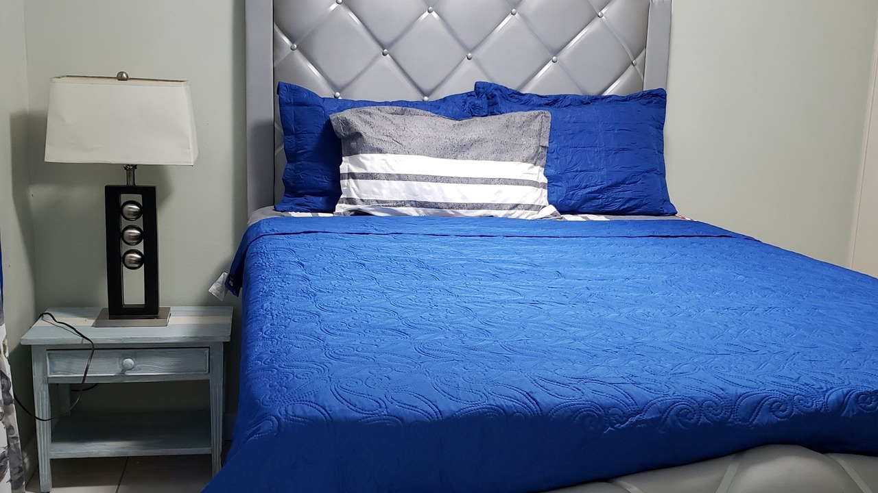 Photo of Bedroom in Molynes Gardens