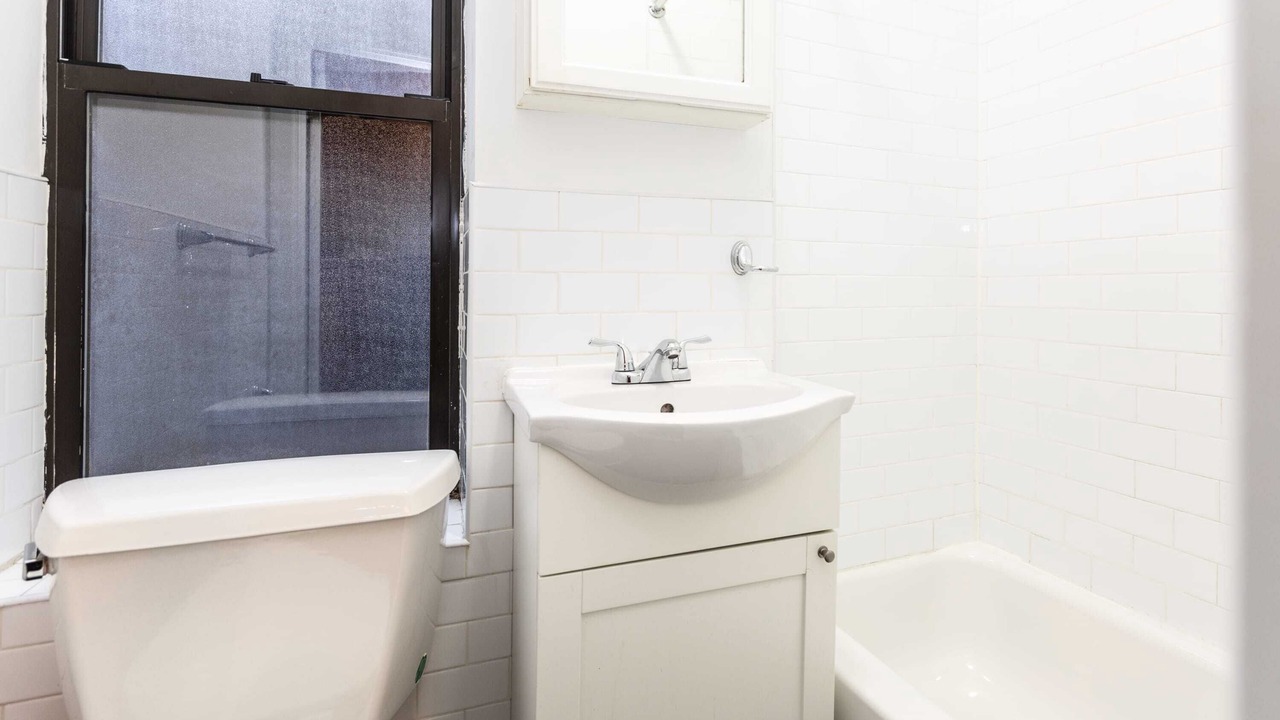 Photo of Bathroom in Bowery
