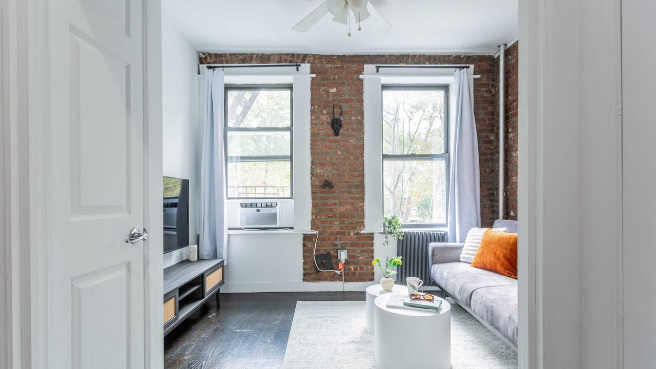Photo of Livingroom in Bowery