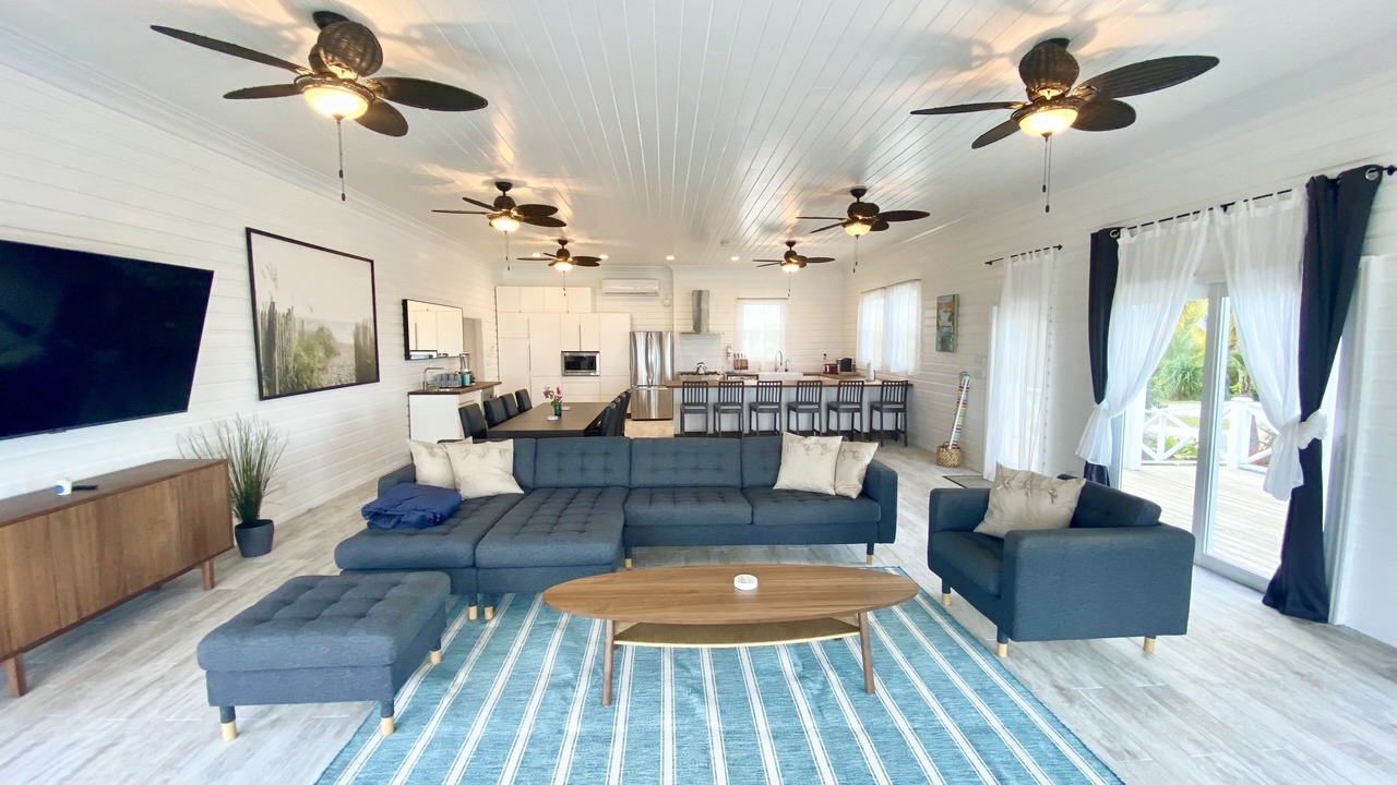 Photo of Livingroom in North Palmetto Point