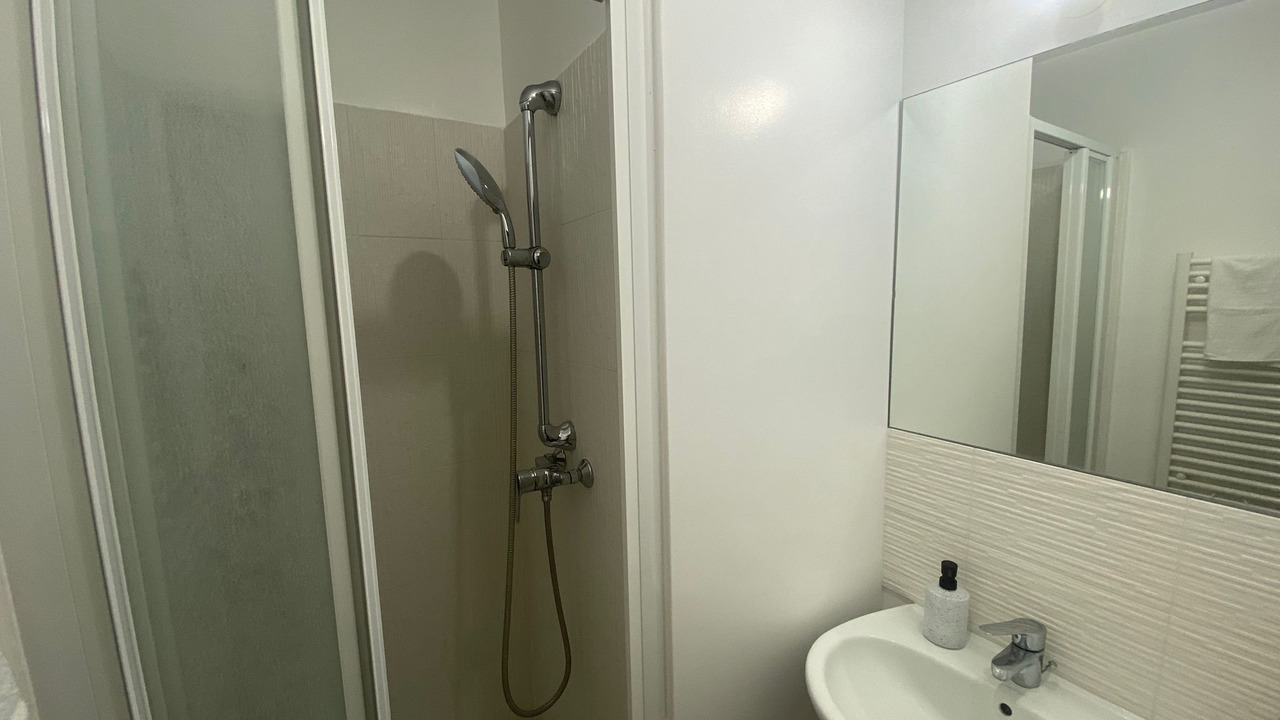 Photo of Bathroom in Petit-Ivry