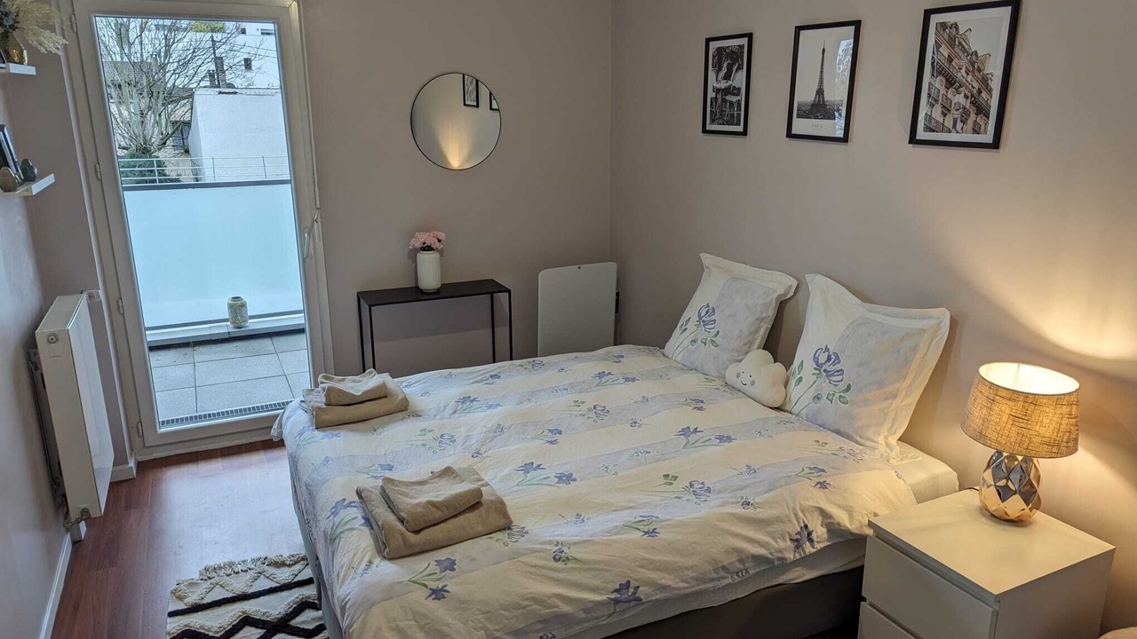 Photo of Bedroom in Petit-Ivry