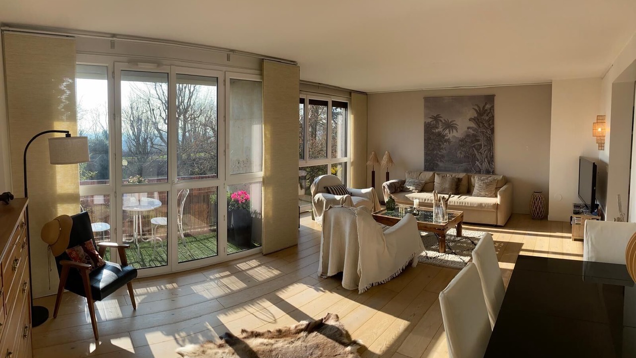 Photo of Livingroom in Saint-Cloud