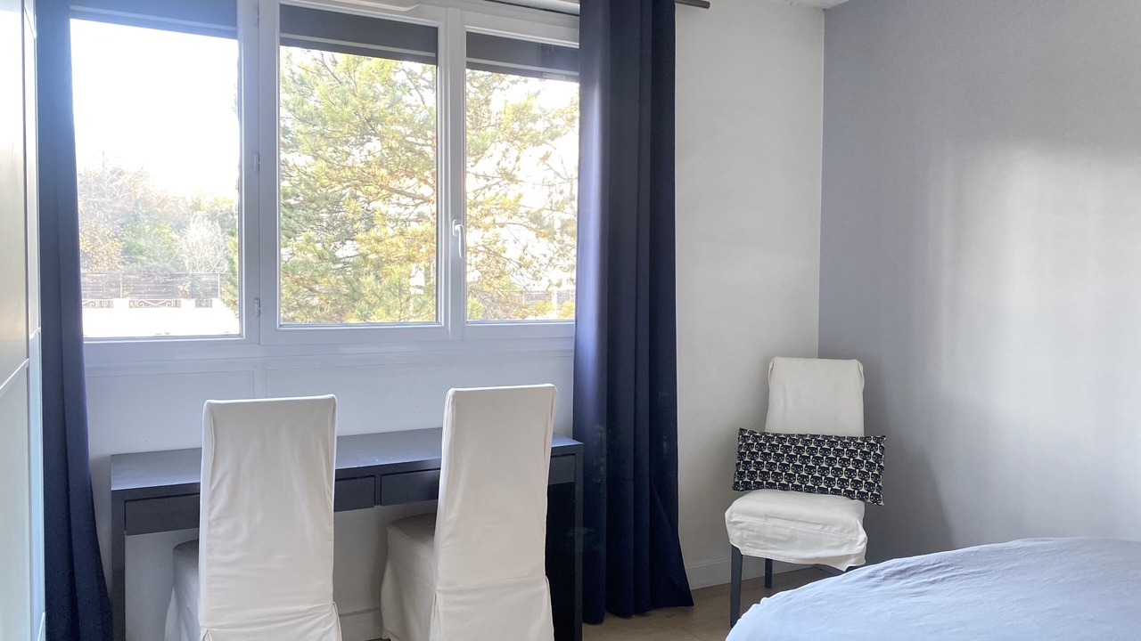 Photo of Bedroom in Saint-Cloud