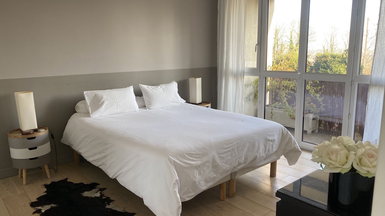 Photo of Bedroom in Saint-Cloud
