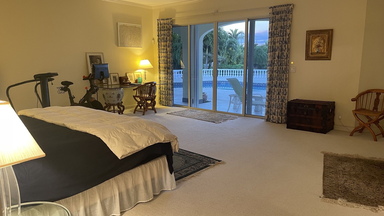 Photo of Bedroom in Bahamia West