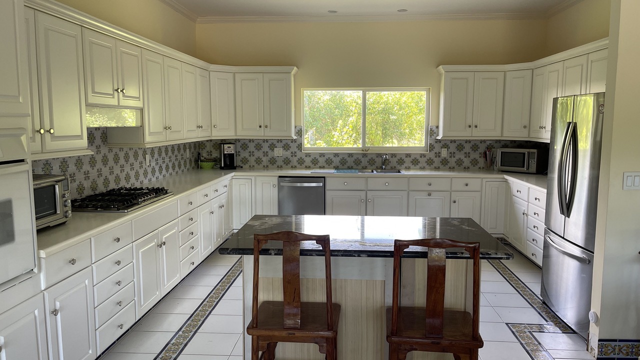 Photo of Kitchen in Bahamia West
