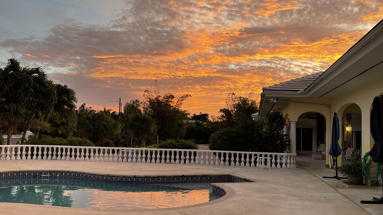 Photo of Outdoor in Bahamia West