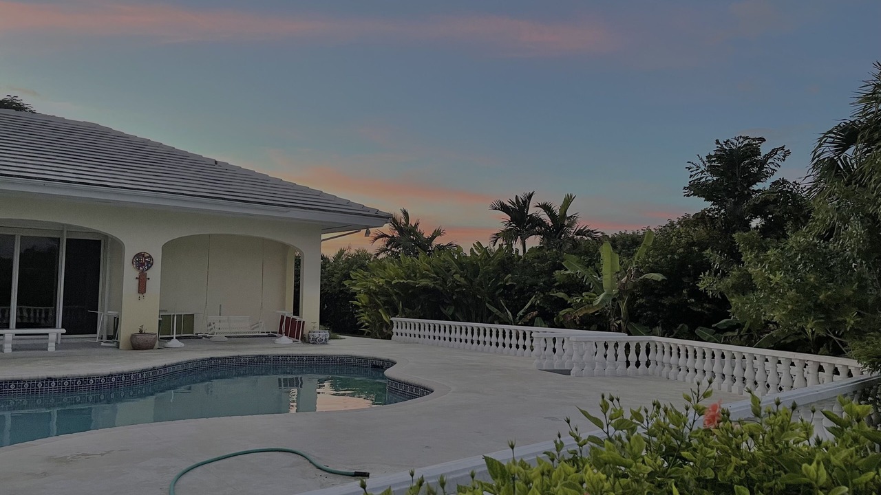 Photo of Outdoor in Bahamia West