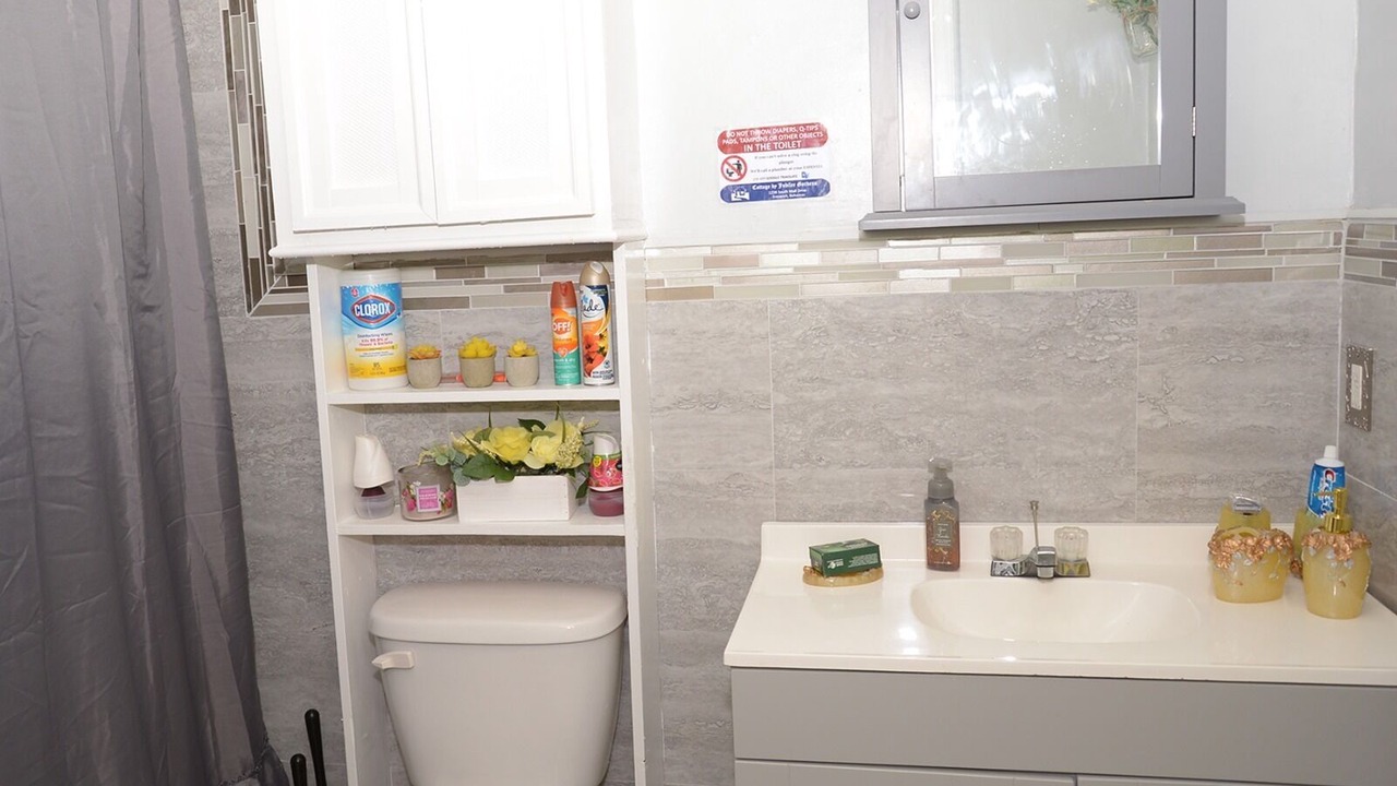 Photo of Bathroom in Bahamas Terrace