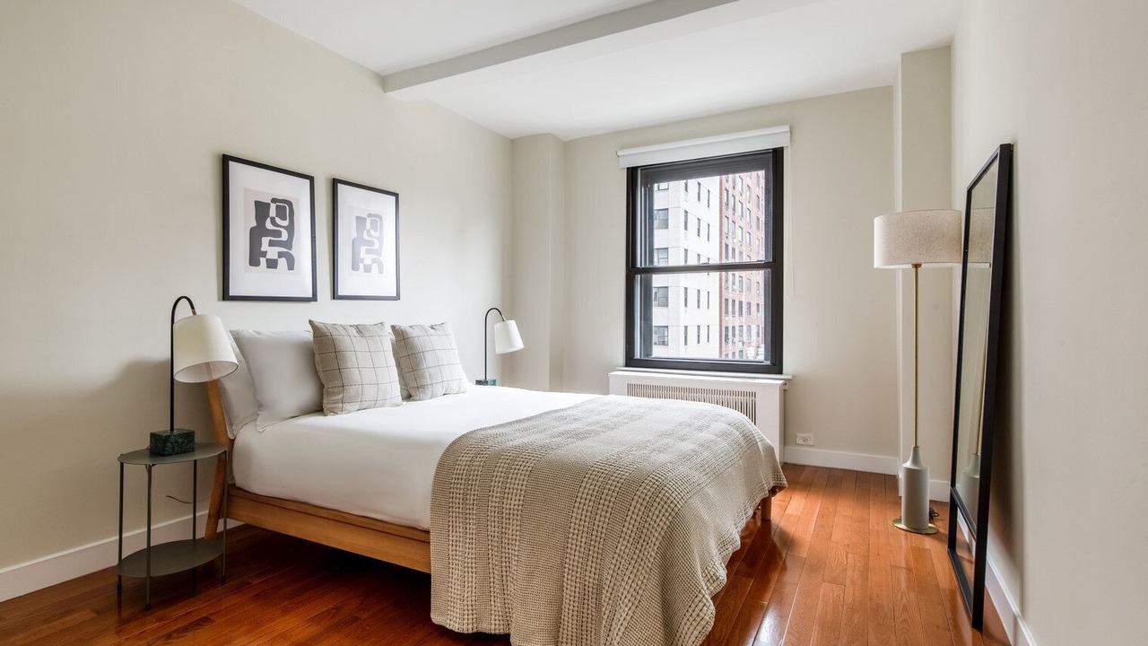 Photo of Bedroom in Sutton Place