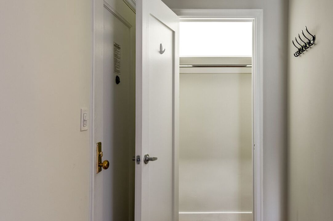 Photo of Others in Sutton Place