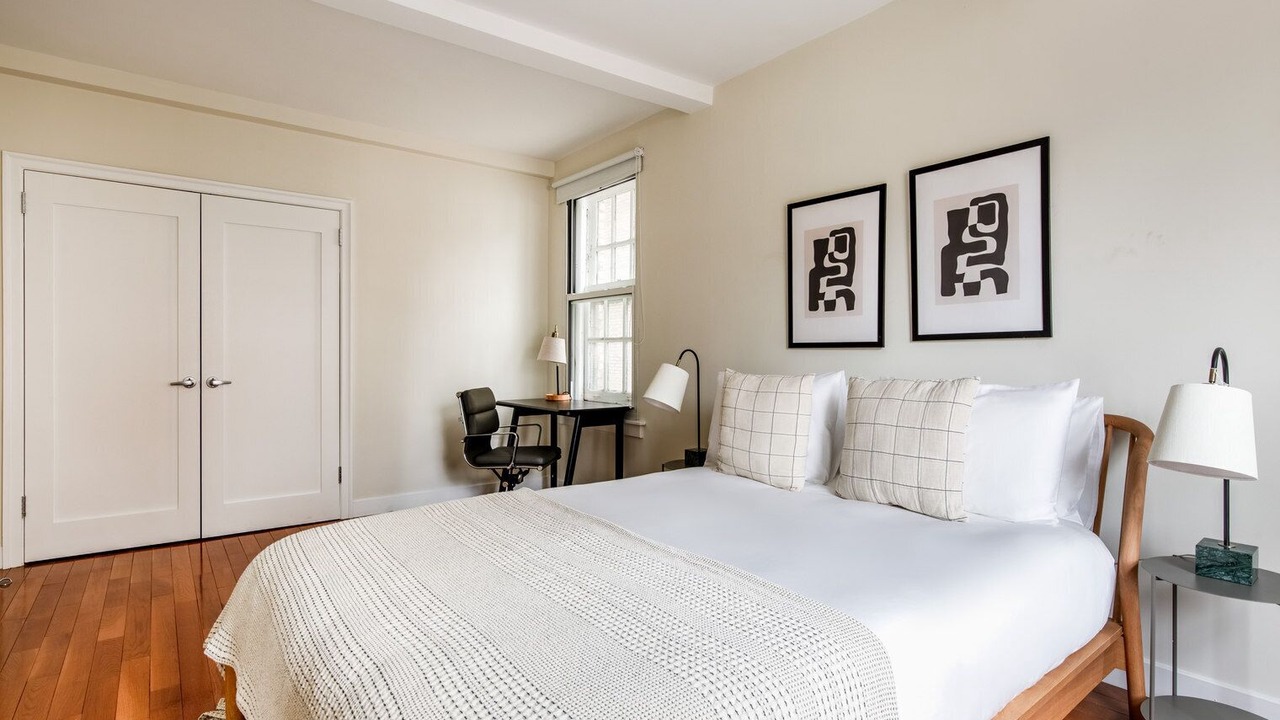 Photo of Bedroom in Sutton Place