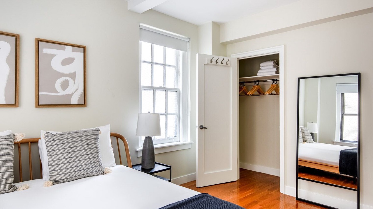 Photo of Bedroom in Sutton Place