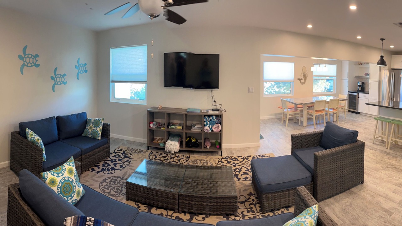 Photo of Bedroom in Treasure Cay