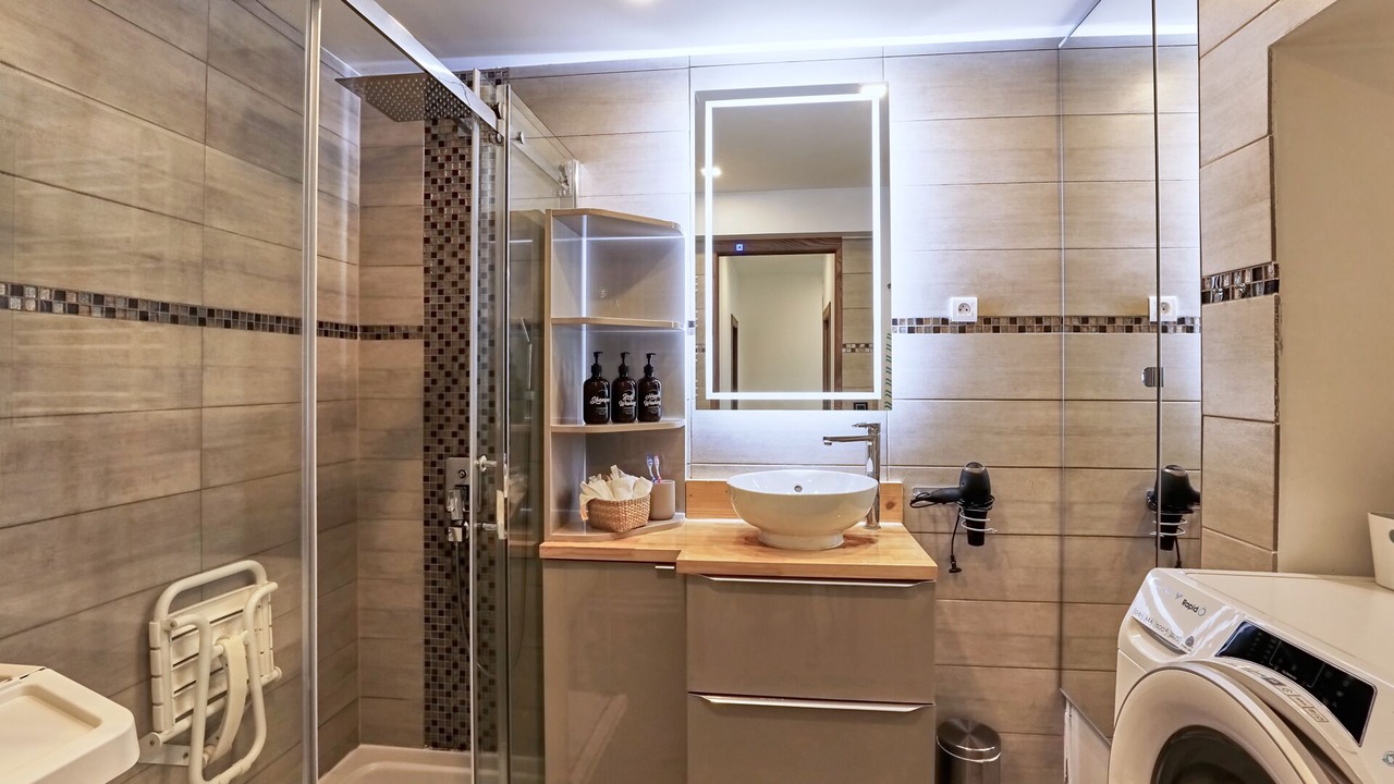 Photo of Bathroom in Fontenay-aux-Roses