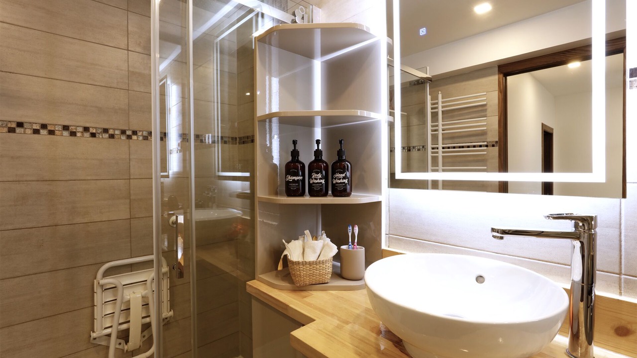 Photo of Bathroom in Fontenay-aux-Roses