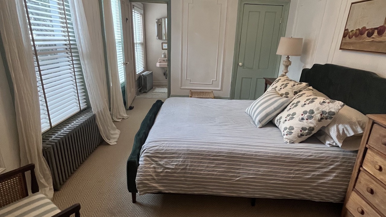 Photo of Bedroom in Greenpoint