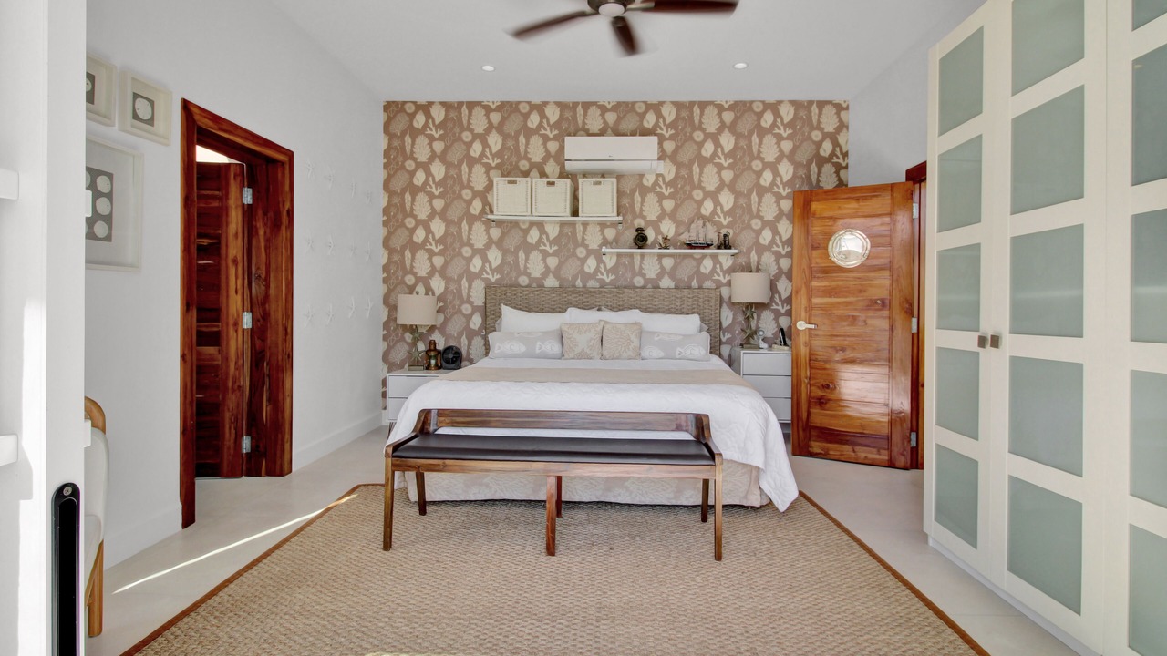 Photo of Bedroom in Nassau