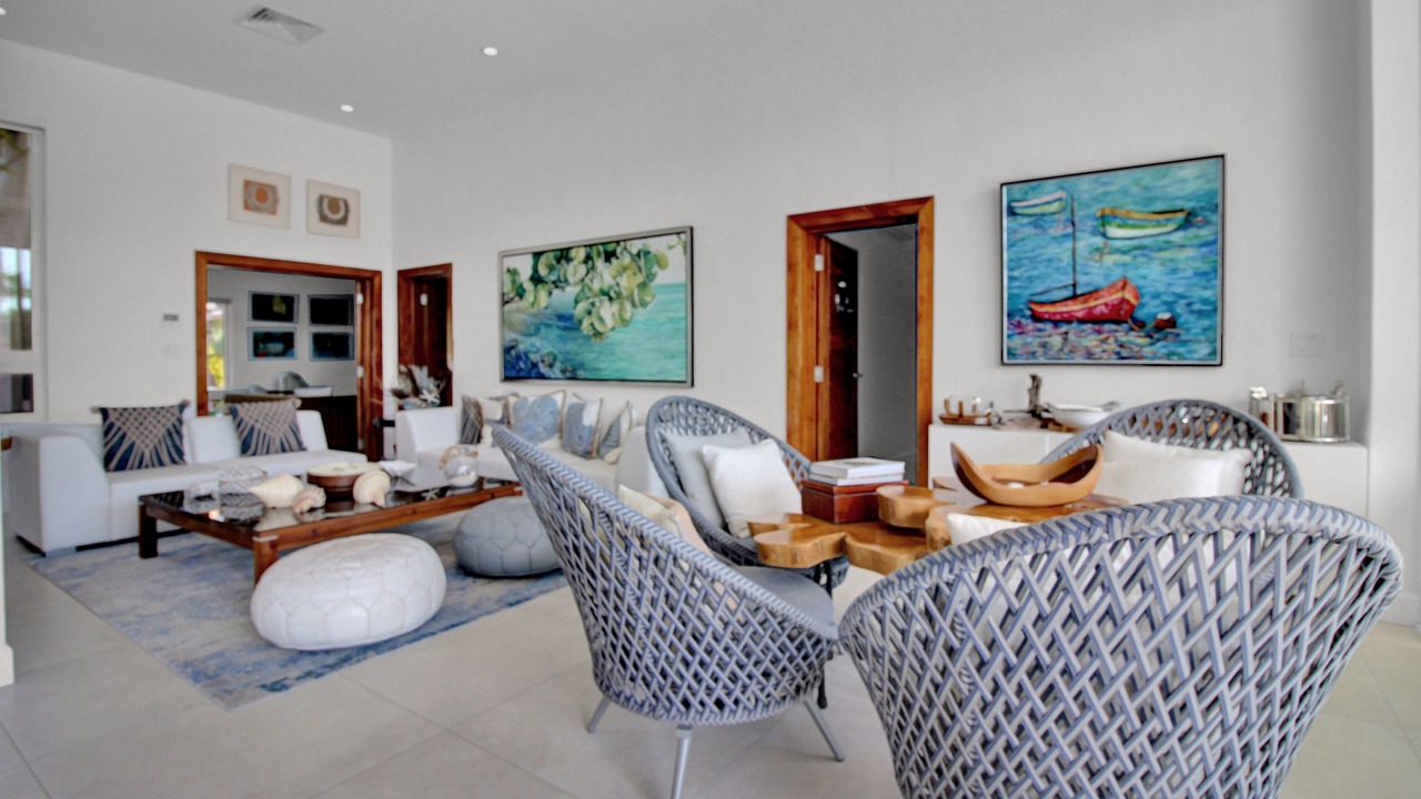 Photo of Livingroom in Nassau