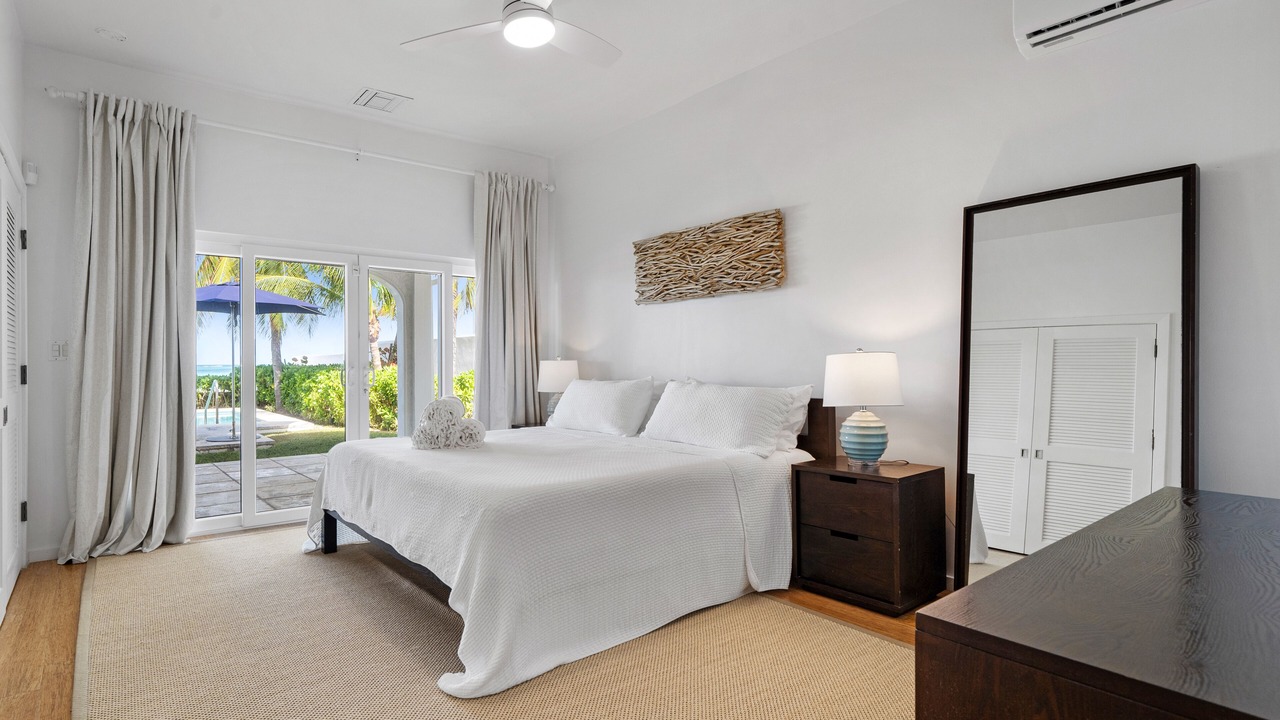 Photo of Bedroom in Nassau