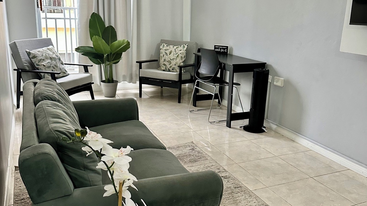 Photo of Livingroom in Eden Gardens