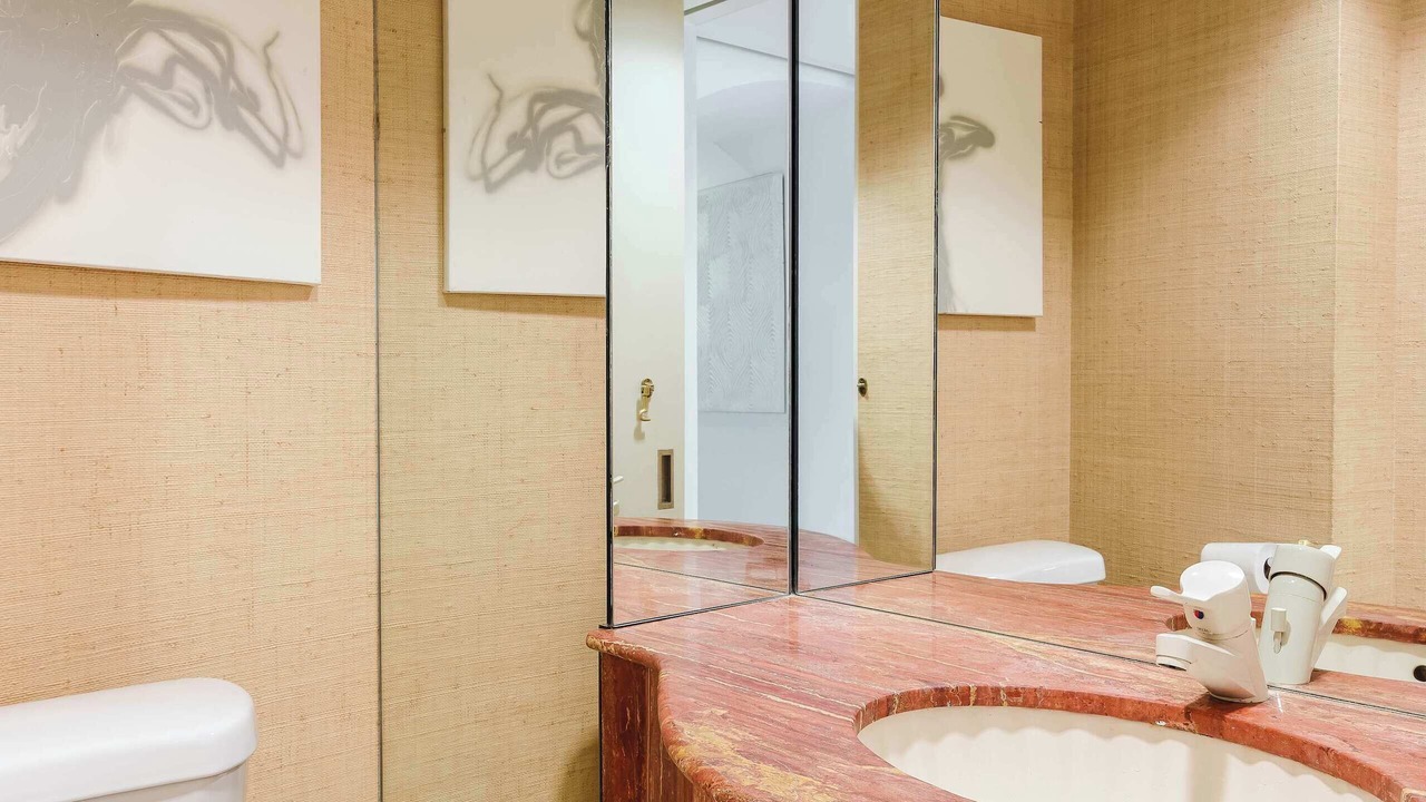 Photo of Bathroom in Turtle Bay