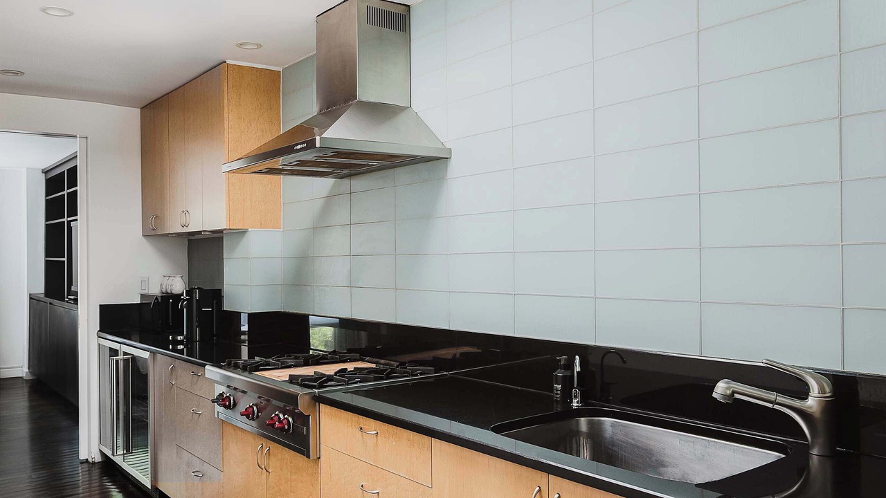 Photo of Kitchen in Turtle Bay