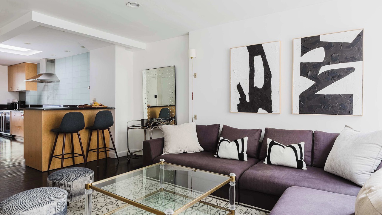 Photo of Livingroom in Turtle Bay