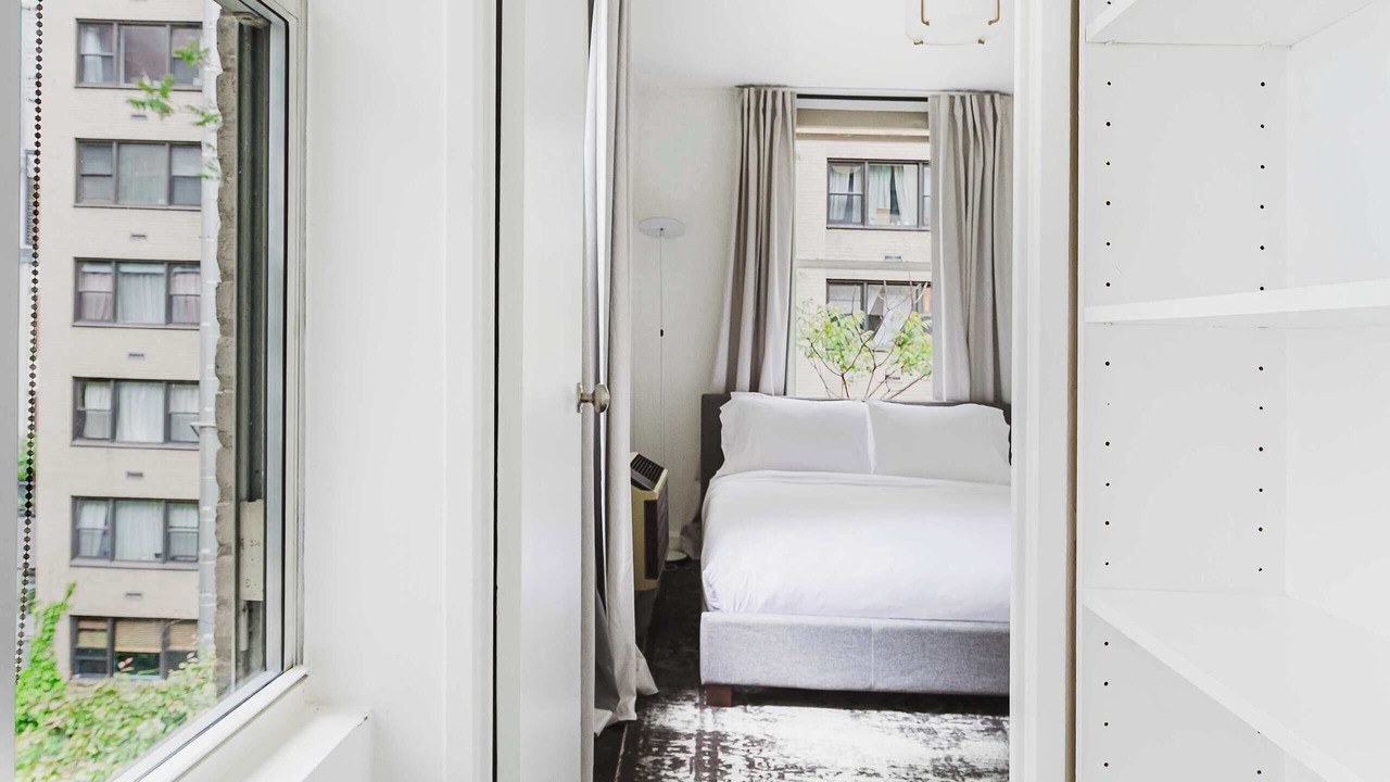 Photo of Bedroom in Turtle Bay