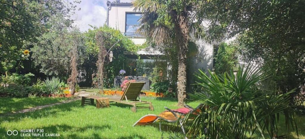 Photo of Outdoor in Montreuil
