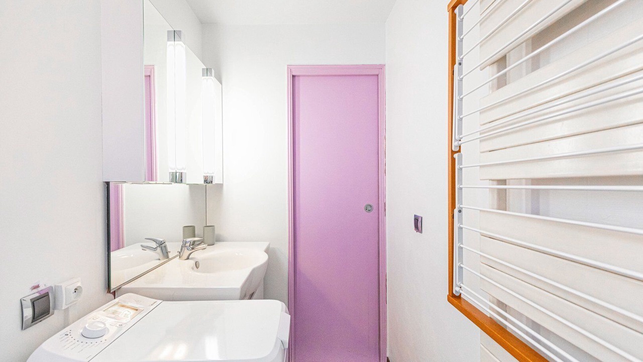 Photo of Bathroom in Porte-Saint-Martin