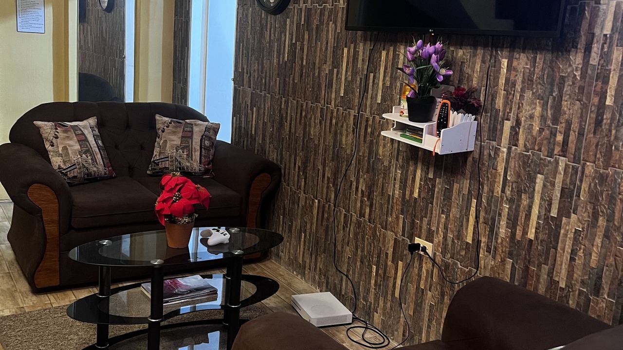 Photo of Livingroom in Caribbean Estates