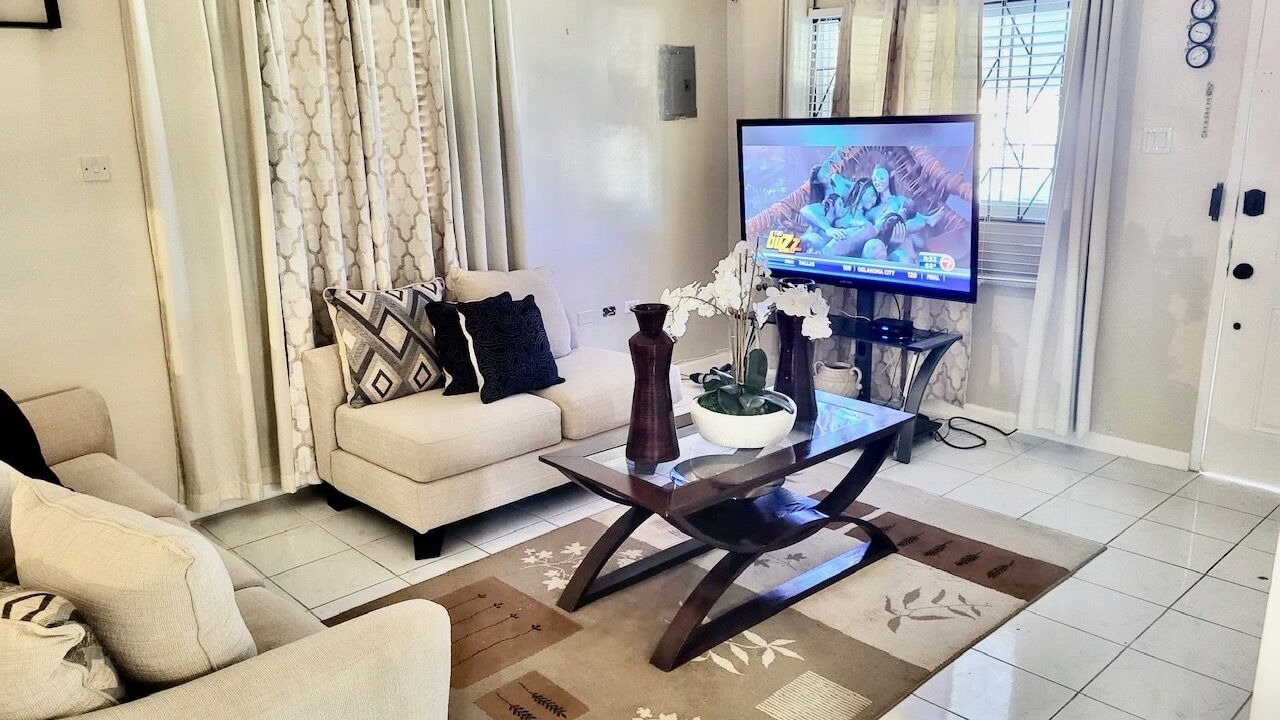 Photo of Livingroom in Caribbean Estates