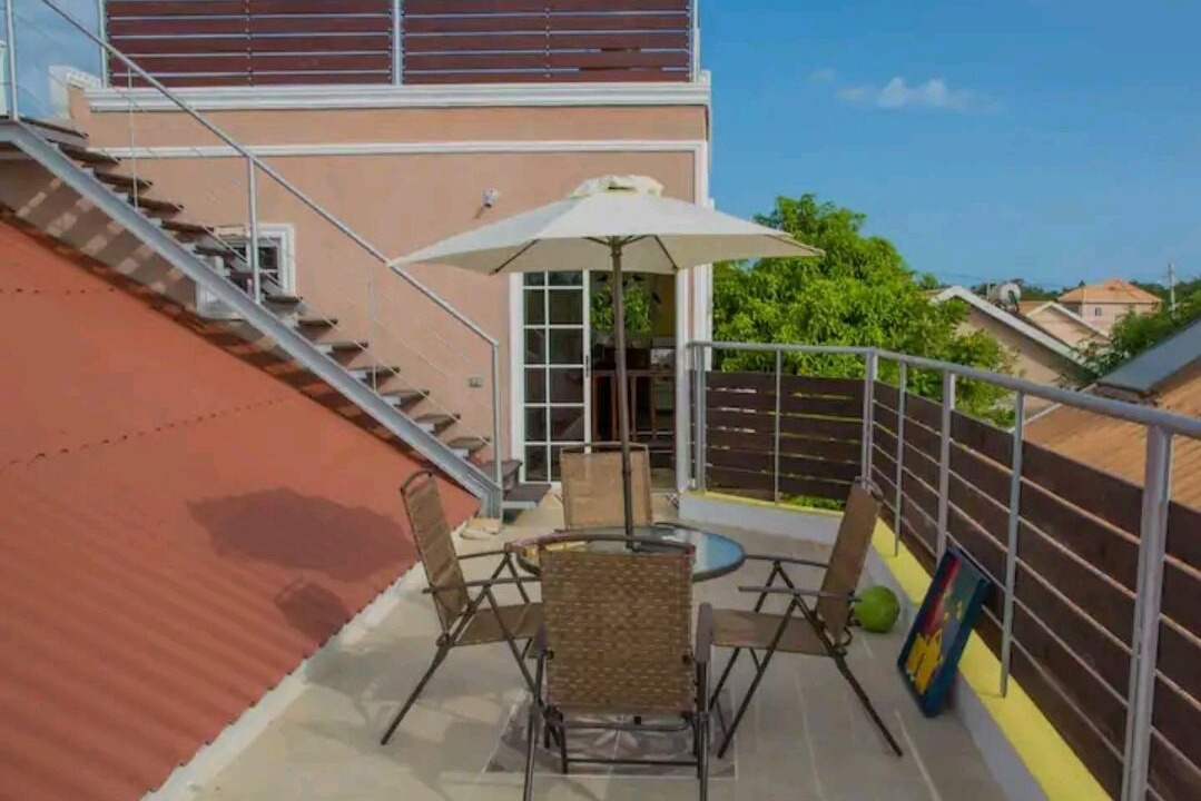 Photo of Patio Balcony in Caribbean Estates