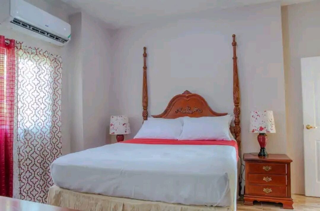 Photo of Bedroom in Caribbean Estates