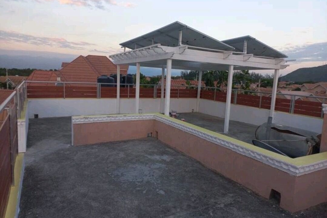 Photo of Patio Balcony in Caribbean Estates