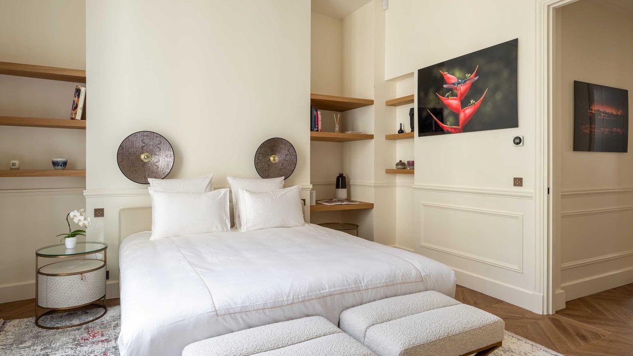 Photo of Bedroom in Champs-Elysees