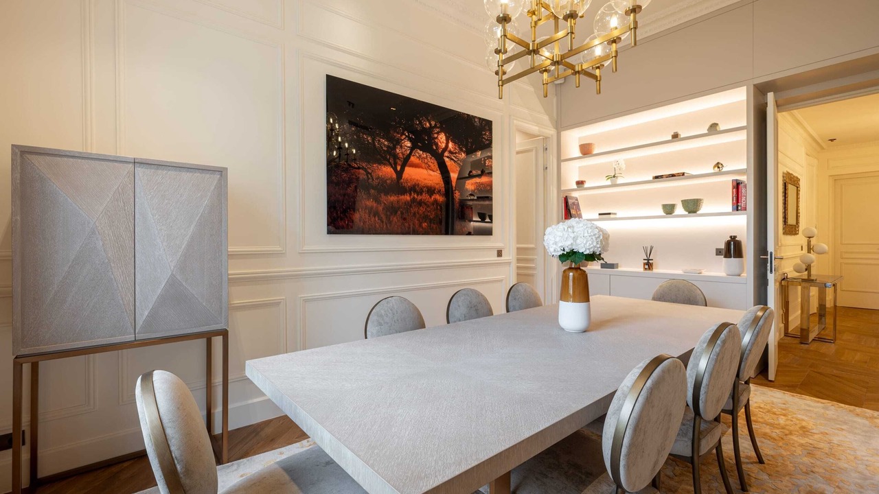 Photo of Others in Champs-Elysees