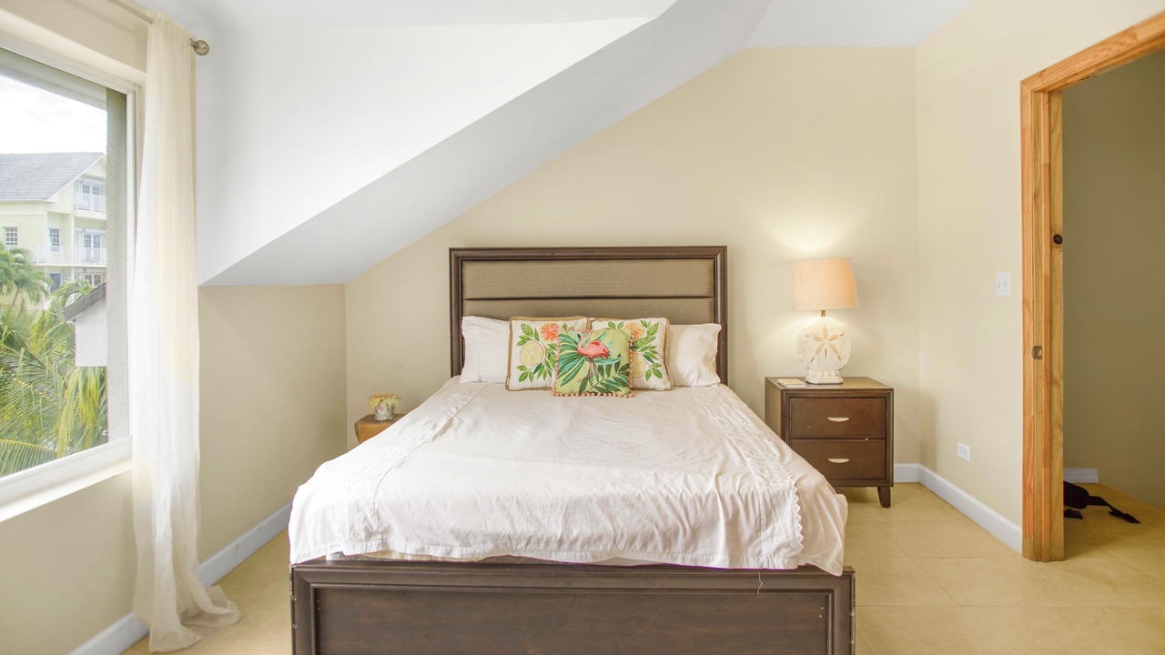 Photo of Bedroom in Nassau