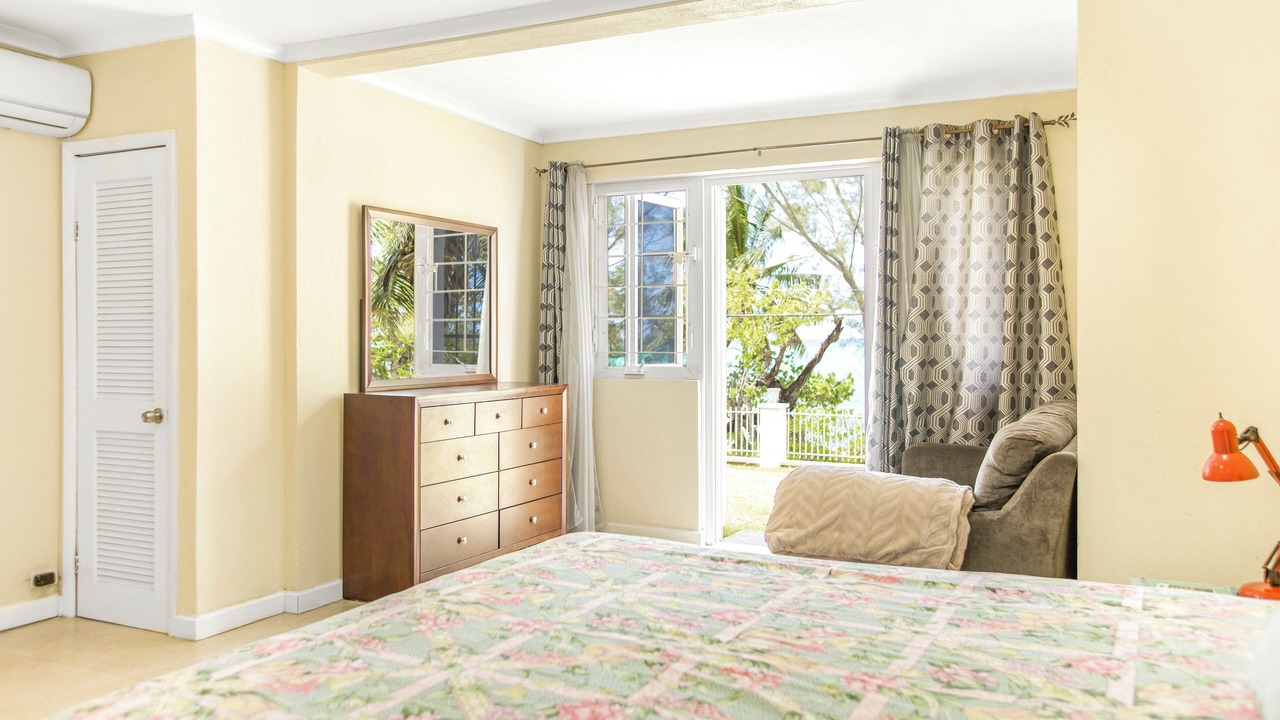 Photo of Bedroom in Nassau