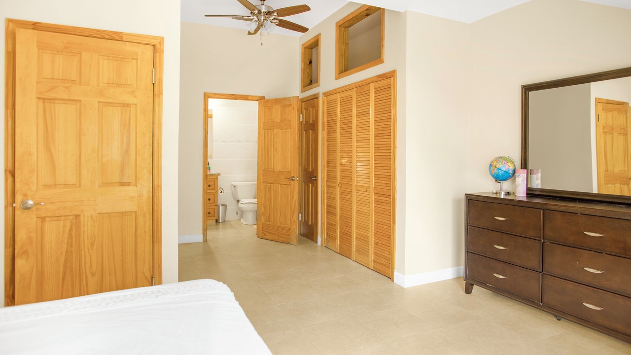Photo of Bedroom in Nassau