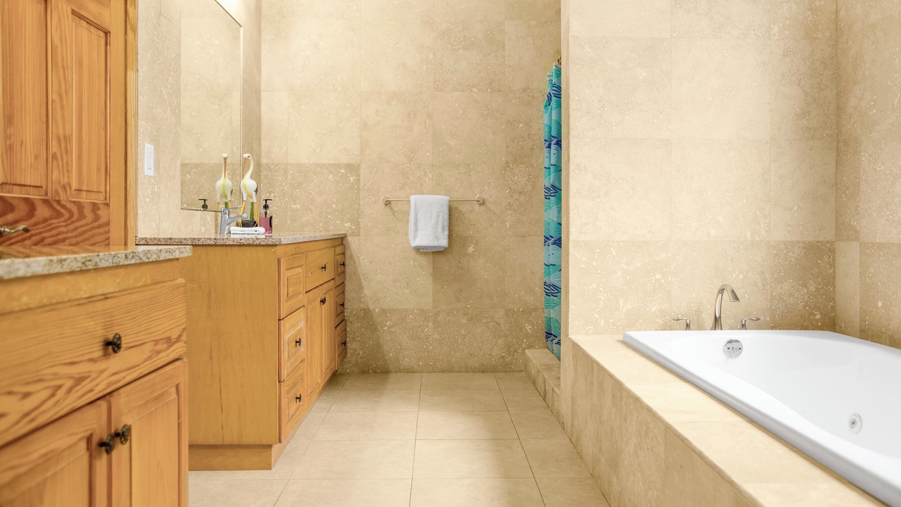 Photo of Bathroom in Nassau
