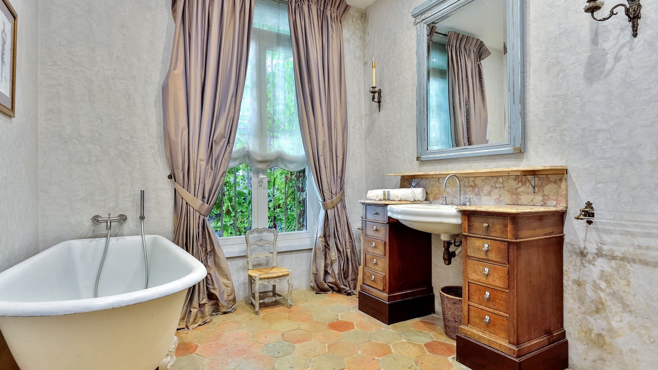 Photo of Bathroom in Auteuil