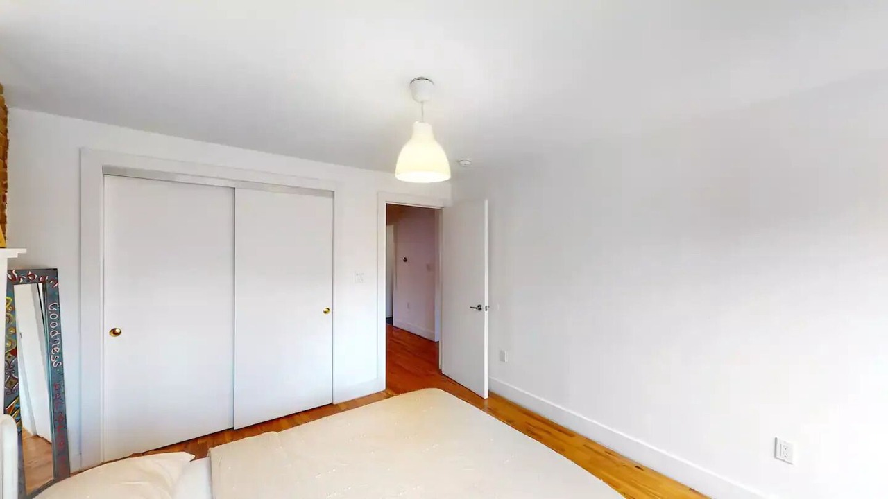 Photo of Bedroom in Ocean Hill