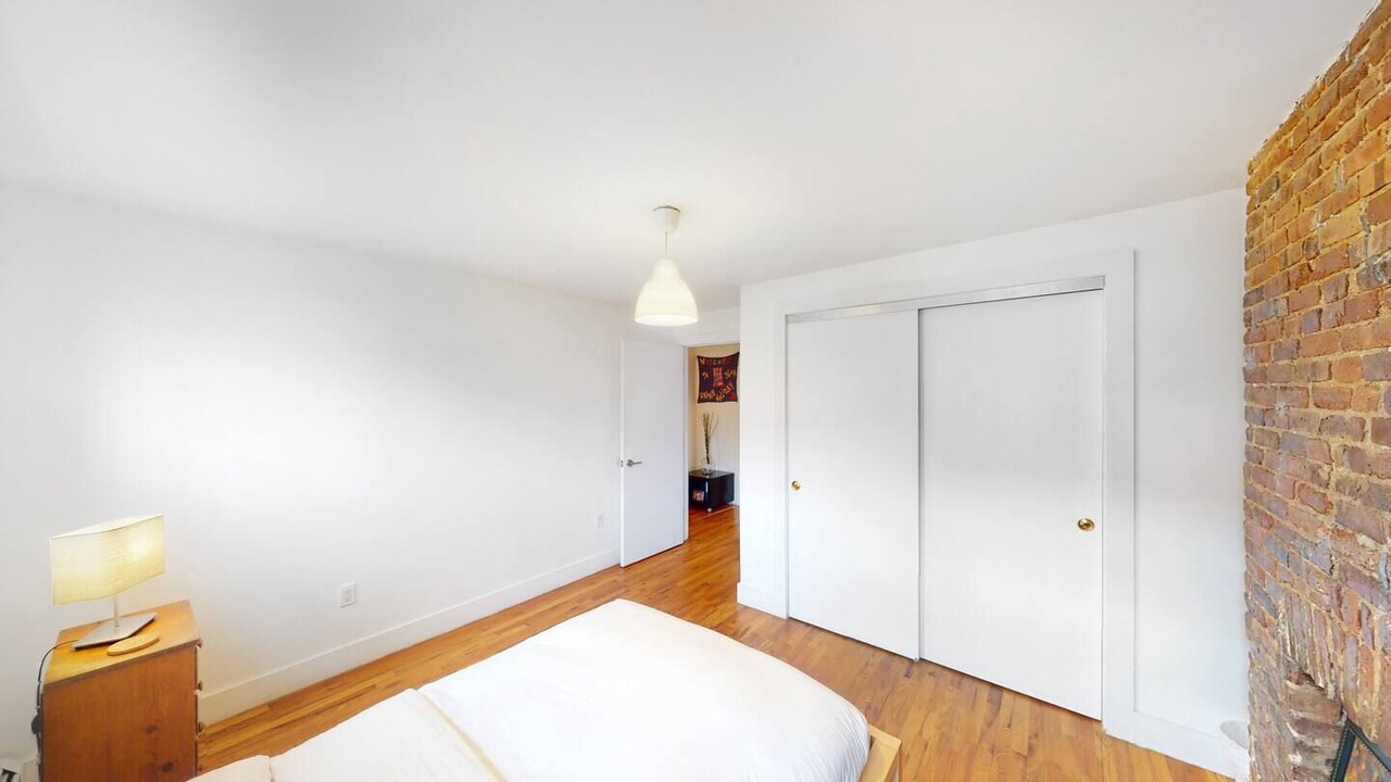 Photo of Bedroom in Ocean Hill